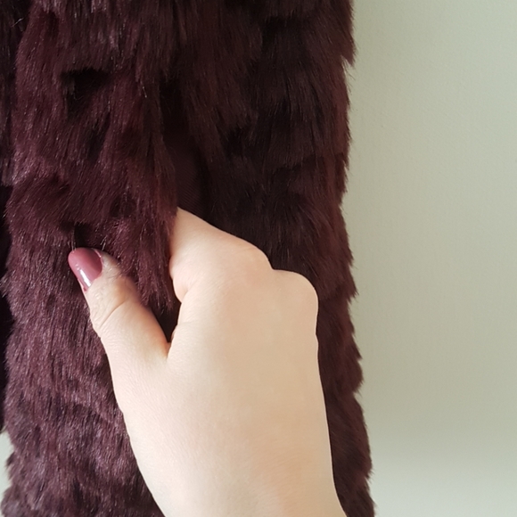 Faux Fur Vest - Picture 3 of 4